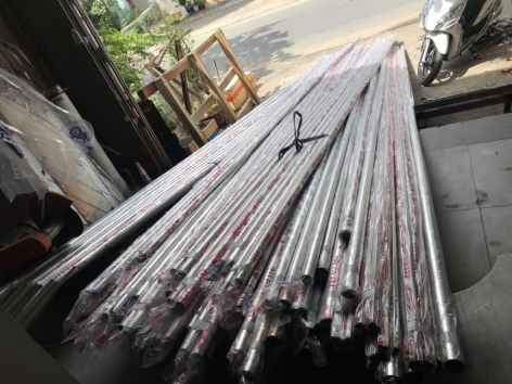 nox 304 Trang Trí – Bền Đẹp, Giá Tốt  Ống Trang Trí Inox 304 – Lựa Chọn Hàng Đầu Cho Nội Thất Hiện Đại  Ống Inox 304 Mạ Màu PVD – Sang Trọng, Đẳng Cấp Cho Mọi Công Trình  Ống Inox 304 Xước Mờ / Bóng Gương – Giải Pháp Trang Trí Bền Vữn