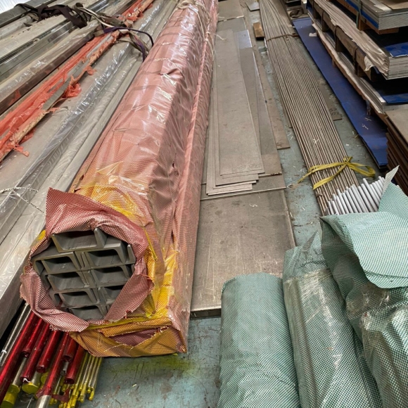 U Inox 304 Giá Rẻ Nhập Khẩu Chính Hãng