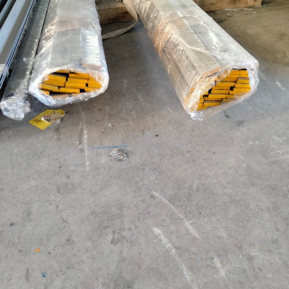 Thanh La Inox 304 Đầy Đủ Kích Thước